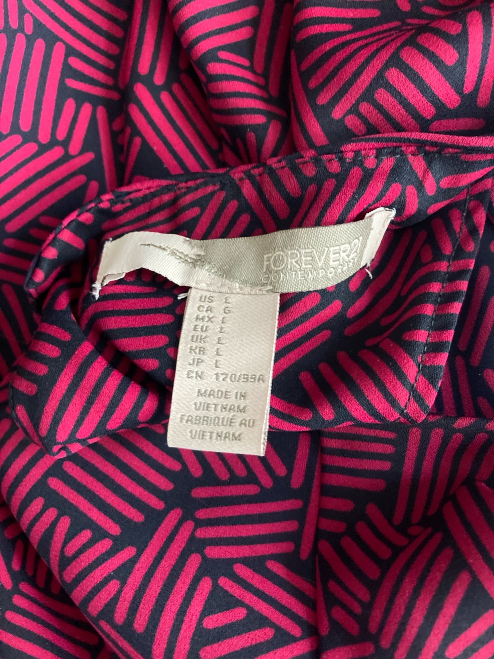 Patterned Top - Picture 6 of 6